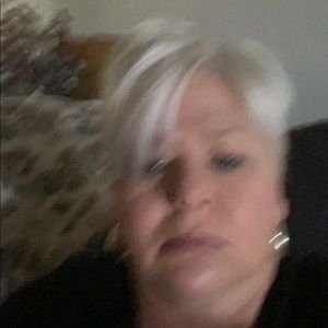 Meet your Posher, Janet